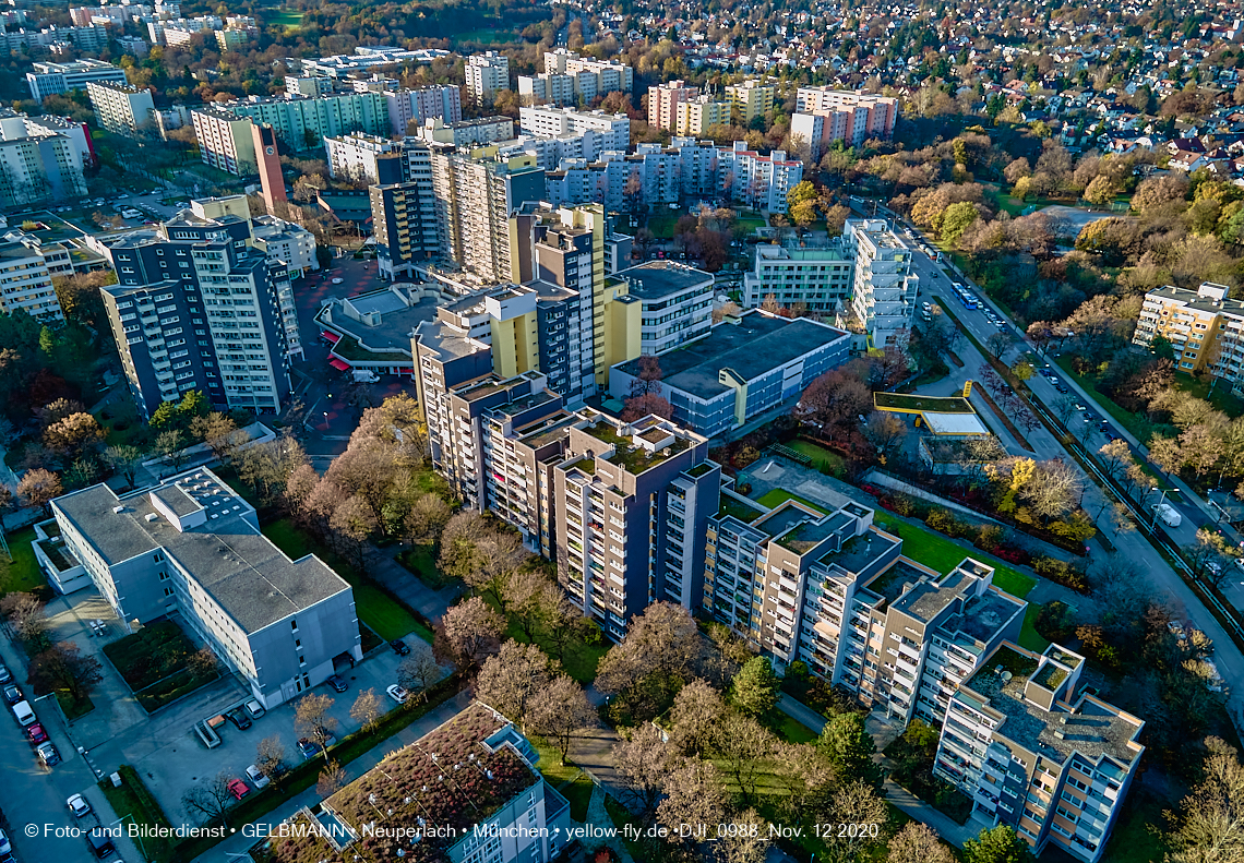 12.11./09.11.2020 - Marx-Zentrum und Umgebung am Karl-Marx-Ring in Neuperlach